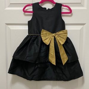 NWT-Bow Detail Dress